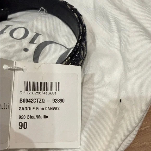 Brand new authentic Dior Monogram Belt with Gold Buckle in size 90. - Picture 3 of 3